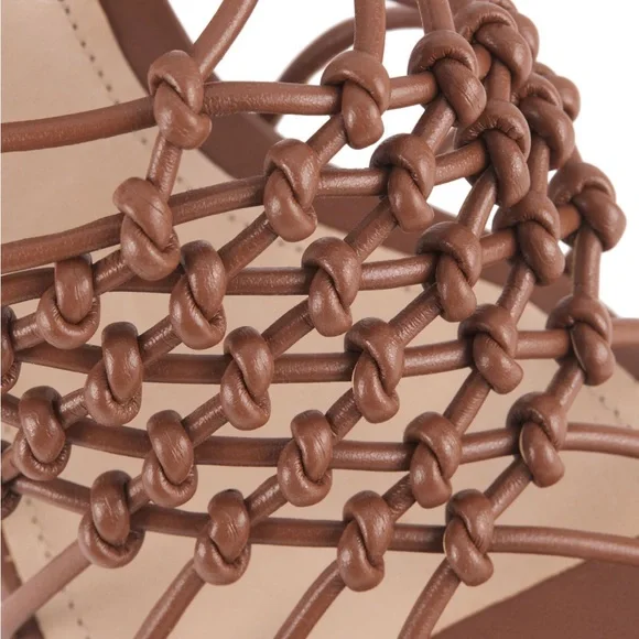 Schutz “deep nude” heel - Picture 5 of 10